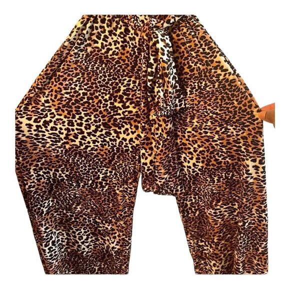 Tiana B. Animal Print Tank Jumpsuit with Keyhole Back & Tie Belt; SZ S; NWOT - Picture 8 of 9